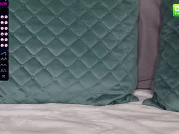 local cam girl fallen_angel_18 image #1040392