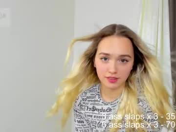 local cam girl evi_wow image #2135971
