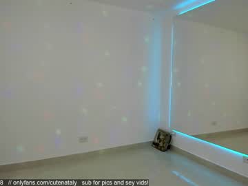 local cam girl cutenataly image #985903