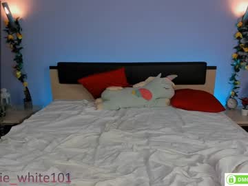 local cam girl foxhilary image #1475979