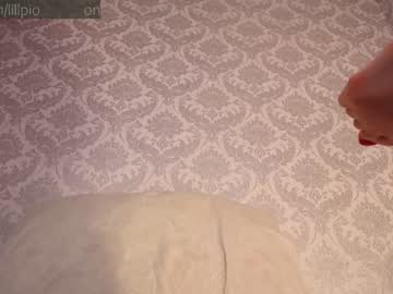 local cam girl lillpio image #126210