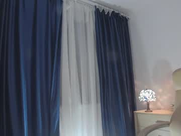_ellia_ local cam
