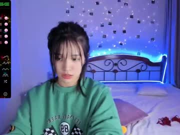local cam girl aisneon image #868076