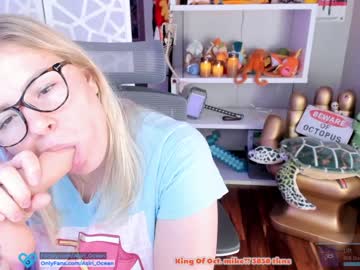 local cam girl asiri_ocean image #252104