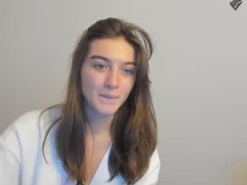 local cam girl omiliver image #223954