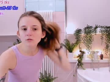 chloe__hazel local cam