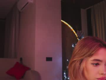 local cam girl angella_kleee image #2240739
