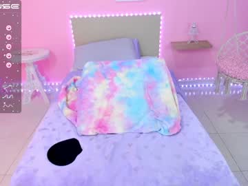 local cam girl little_effy18 image #2103838
