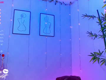 local cam girl megancarlott_ image #915994