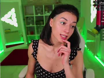 local cam girl _darsy image #2536395