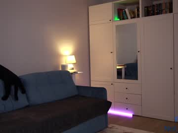 local cam girl _blackbee_ image #1825460