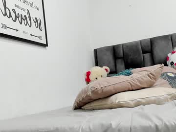 local cam girl abigail_w image #260356