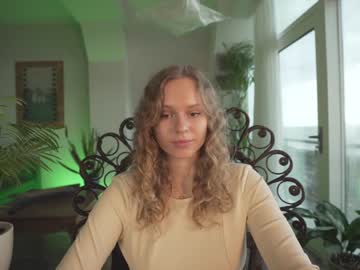 local cam girl chillwithkira image #485608