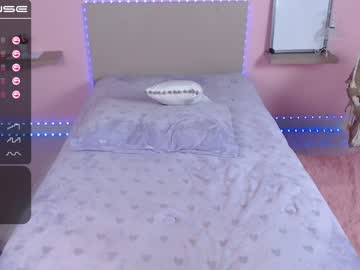 local cam girl little_effy18 image #449826