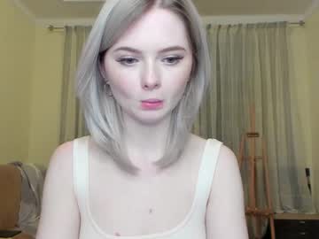 local cam girl yuppiyulia image #46072