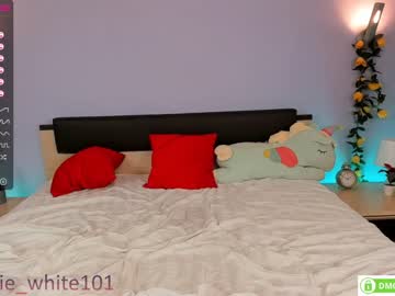 local cam girl foxhilary image #1270758