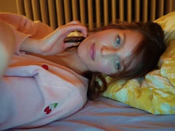 local cam girl ellaa91 image #1935586