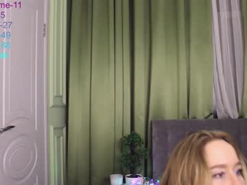 local cam girl milladoll_ image #2414672
