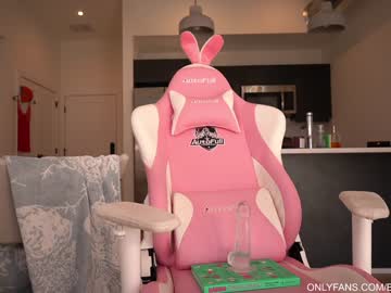local cam girl bailey_eilish image #1797000
