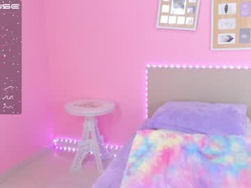 local cam girl little_effy18 image #2089279