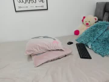 local cam girl abigail_w image #615056