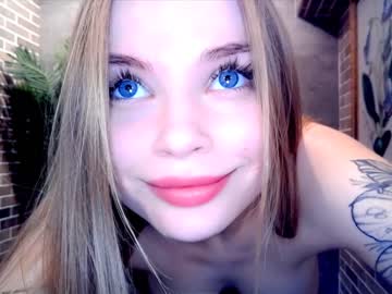 local cam girl leiavelvet image #236573