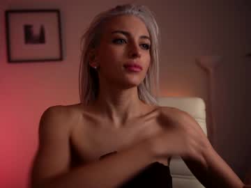 local cam girl peach_me image #86297
