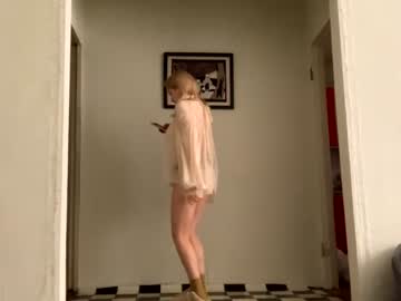 local cam girl holydori image #916189