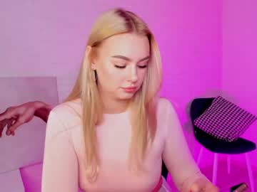 local cam girl 8a8y_nura image #580183
