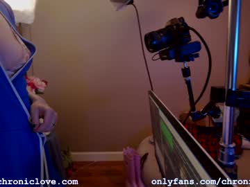 local cam girl chroniclove image #1168200