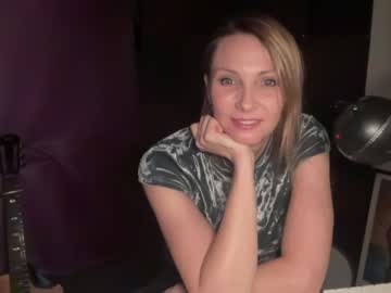 local cam girl kaileeshy image #2187029