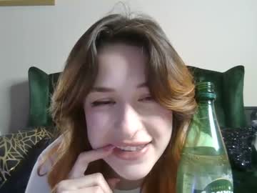 local cam girl milkywhiiite image #1581351