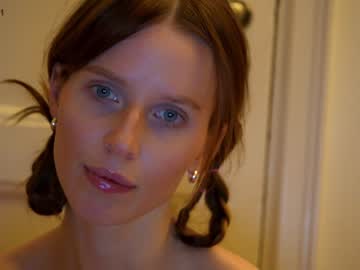 local cam girl ellaa91 image #2174452