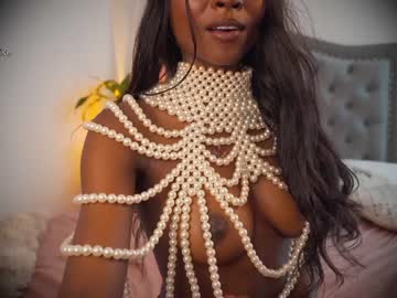 local cam girl tayraparadise image #1037675