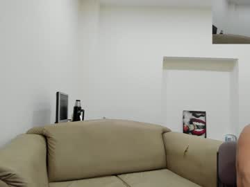 local cam man classied image #1737877