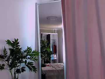 local cam girl yana_lunar image #2703772