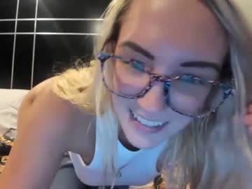 local cam girl mariah95 image #158672