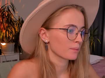 local cam girl linellali image #1838877