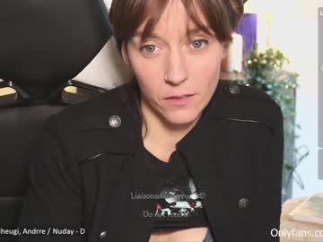 local cam girl liaisonsdangereuses image #677214