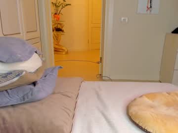local cam girl lean_lie image #2350141