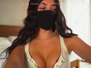 local cam girl maksin_cb image #2144439