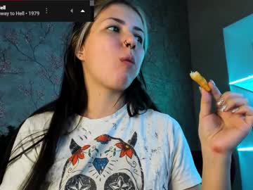 local cam girl elliy_coy image #2260667