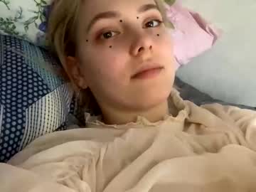 local cam girl holydori image #935812