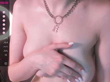 local cam girl whitee_angel image #2282630