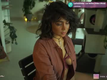 local cam girl arletnoa image #923078