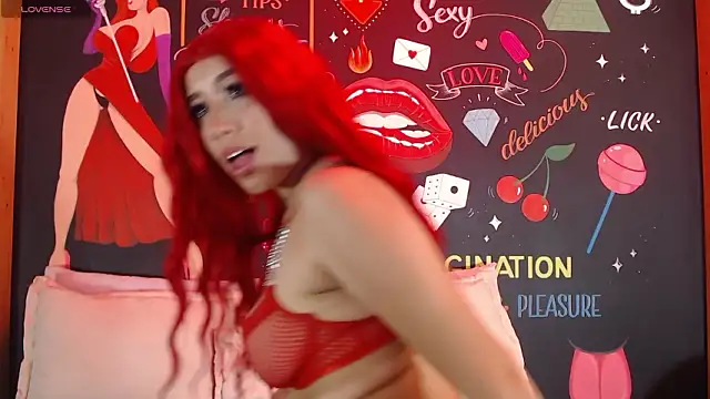 Stripchat sex cam AriatnaLogan